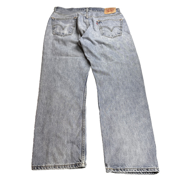 Levis 505 Jeans Mens 36x30 Blue Regular Fit Denim Medium Wash Classic Zip Fly - Picture 2 of 13
